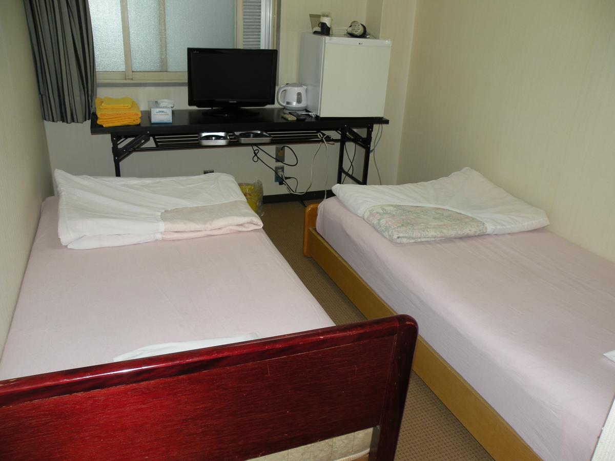Business Hotel Minshuku Minato Tokushima Eksteriør bilde